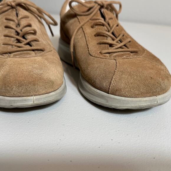 ECCO sneakers tan suede lace up comfortable walking shoes arch support - Sz 8 - Picture 3 of 8